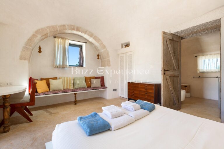 Buzz_Experience-Trulli_Panorama-Ostuni_110