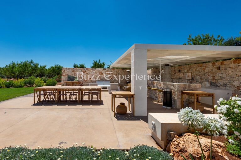 Buzz_Experience-Trulli_Panorama-Ostuni_114