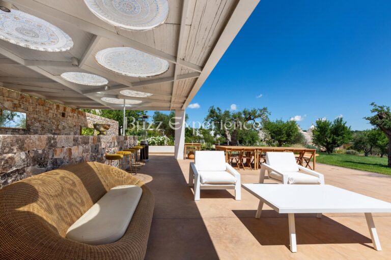 Buzz_Experience-Trulli_Panorama-Ostuni_115