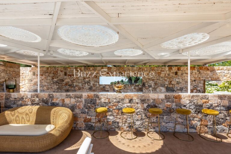 Buzz_Experience-Trulli_Panorama-Ostuni_118