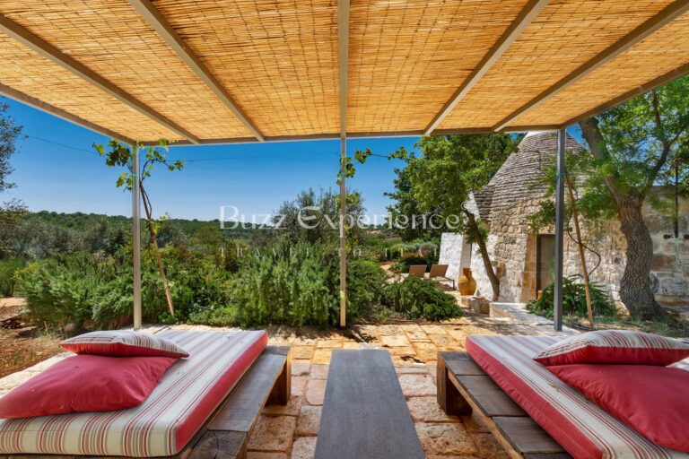 Buzz_Experience-Trulli_Panorama-Ostuni_129