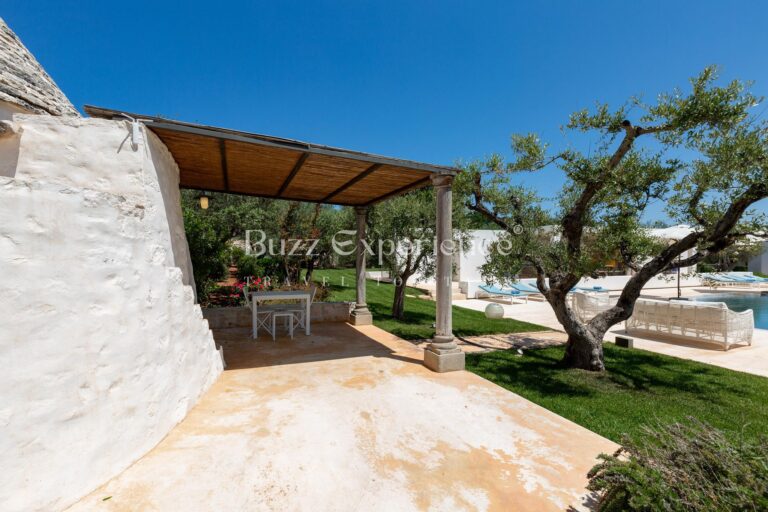 Buzz_Experience-Trulli_Panorama-Ostuni_145