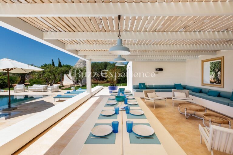 Buzz_Experience-Trulli_Panorama-Ostuni_16