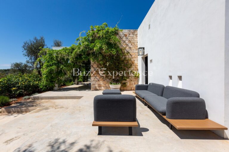 Buzz_Experience-Trulli_Panorama-Ostuni_30