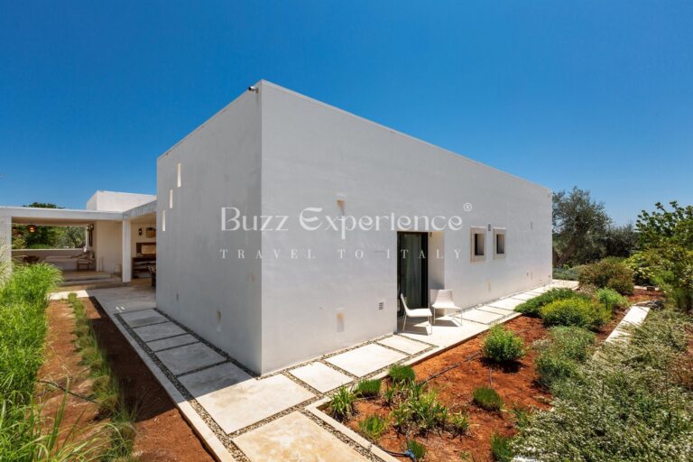 Buzz_Experience-Trulli_Panorama-Ostuni_33