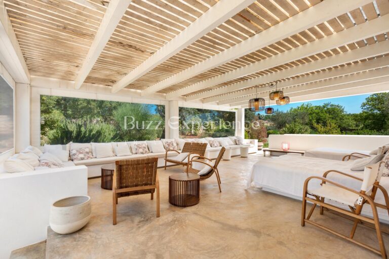 Buzz_Experience-Trulli_Panorama-Ostuni_41