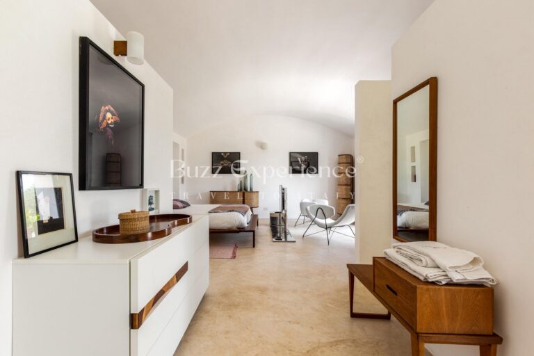 Buzz_Experience-Trulli_Panorama-Ostuni_50