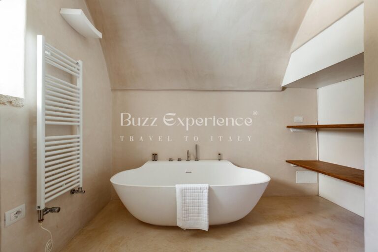 Buzz_Experience-Trulli_Panorama-Ostuni_88