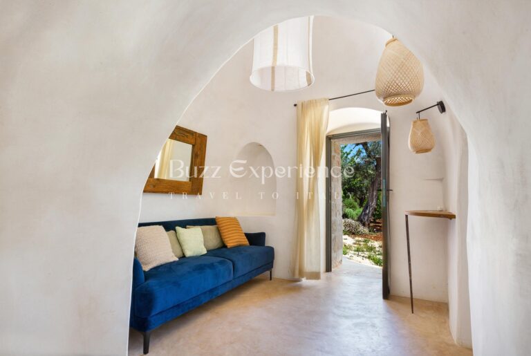 Buzz_Experience-Trulli_Panorama-Ostuni_98